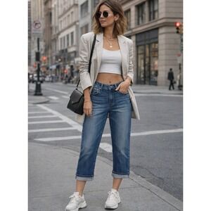 Lucky Brand Crop Logan Jeans Blue Size 8/29 Denim Medium Wash Faded Urban Chic